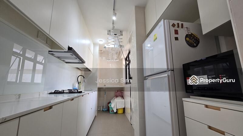 HDB Flat for Sale, 456B Sengkang West Road, SGD 420,000 | 99-year lease
