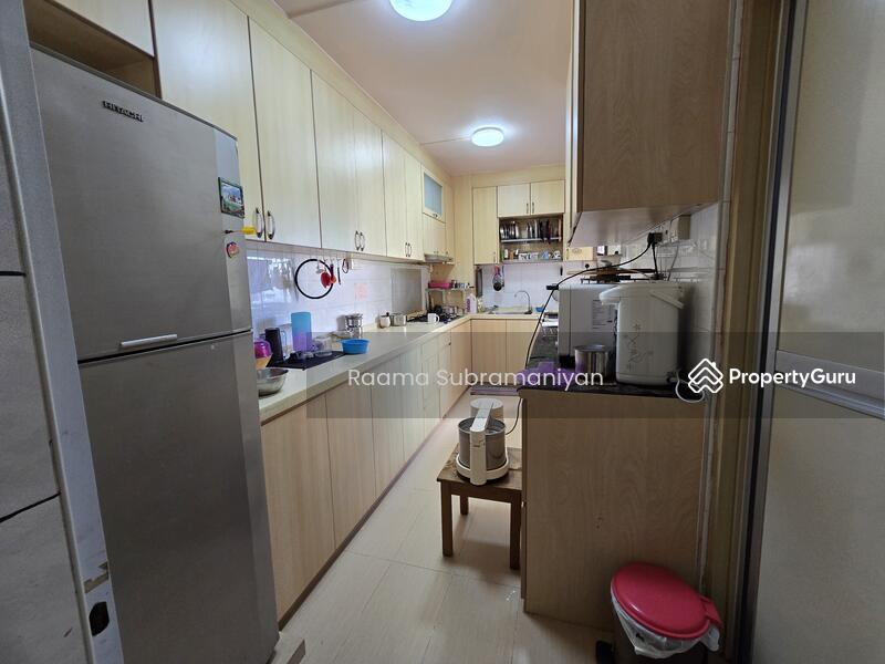 HDB Flat for Sale, 59 Strathmore Avenue, SGD 850,000 | 99-year lease