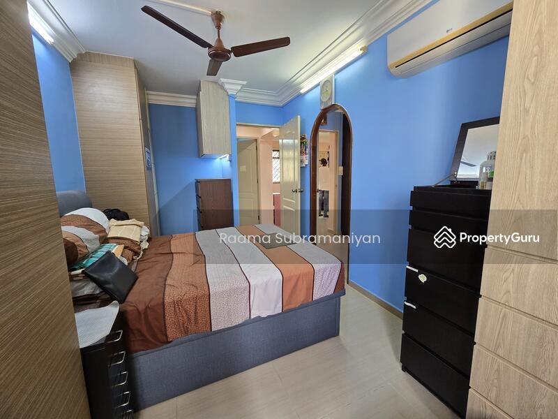 HDB Flat for Sale, 59 Strathmore Avenue, SGD 850,000 | 99-year lease