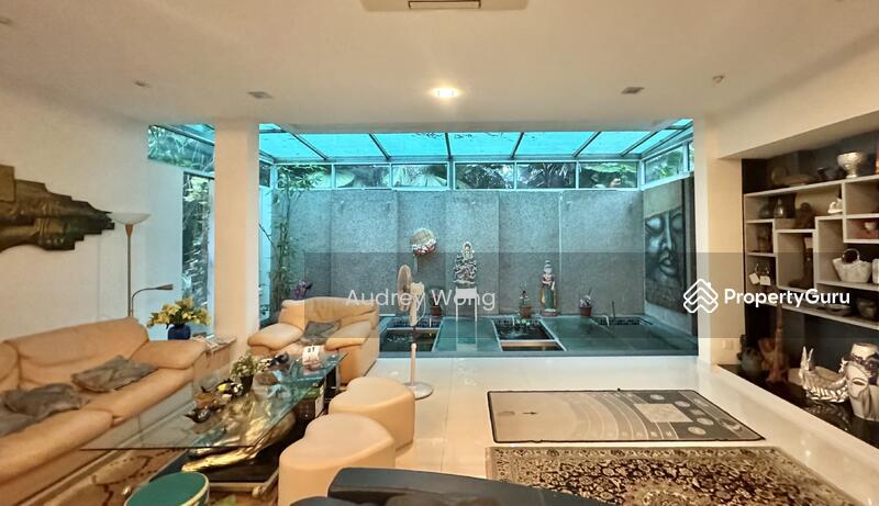 Bungalow for Sale, Very Cheap! Bungalow in Chatsworth Area, SGD 26,000,000 | Freehold