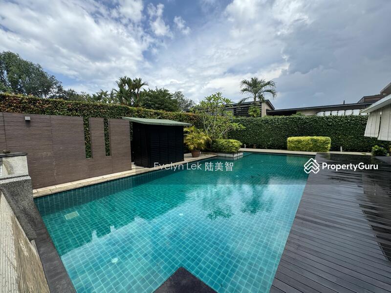 Prop-GPT: Bungalow - Good Class: D11  EVELYN 94889556$43.x MIL 20,000sf ELEVATED PLOTGOOD VIEWFAMILY HOMELARGE PLOT