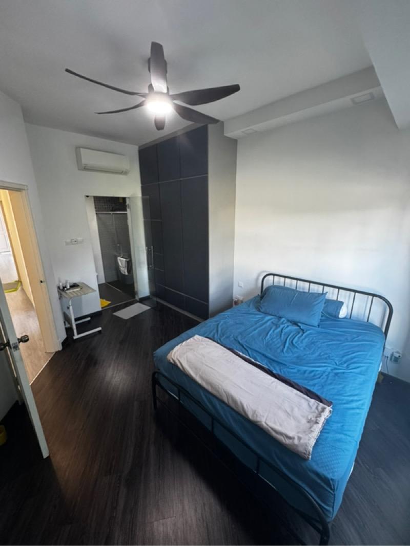 Apartment for Sale, The Sunny Spring Apartment For Sale, $2,050,000, 3 Bed 2 Bath 969 sqft $2,116.00 psf, SGD 2,050,000 | Freehold