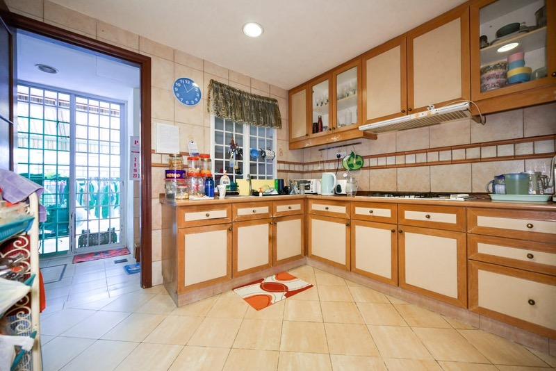 Terrace for Sale, Park Villas Terraced House For Sale, $2,897,000, 6 Bed 5 Bath 2,300 sqft $1,794.00 psf, SGD 2,897,000 | 99-year Leasehold