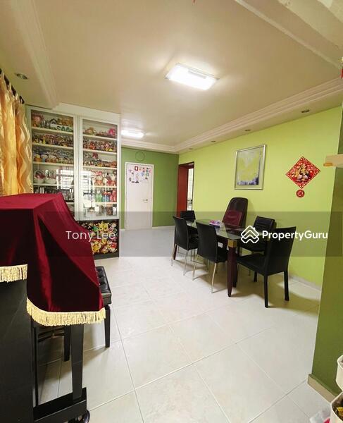 Prop-GPT: HDB Flat: D22 Boon Lay 653A Jurong West Street 61
