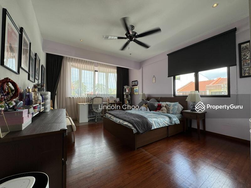 Corner Terrace for Sale: D10, 287695