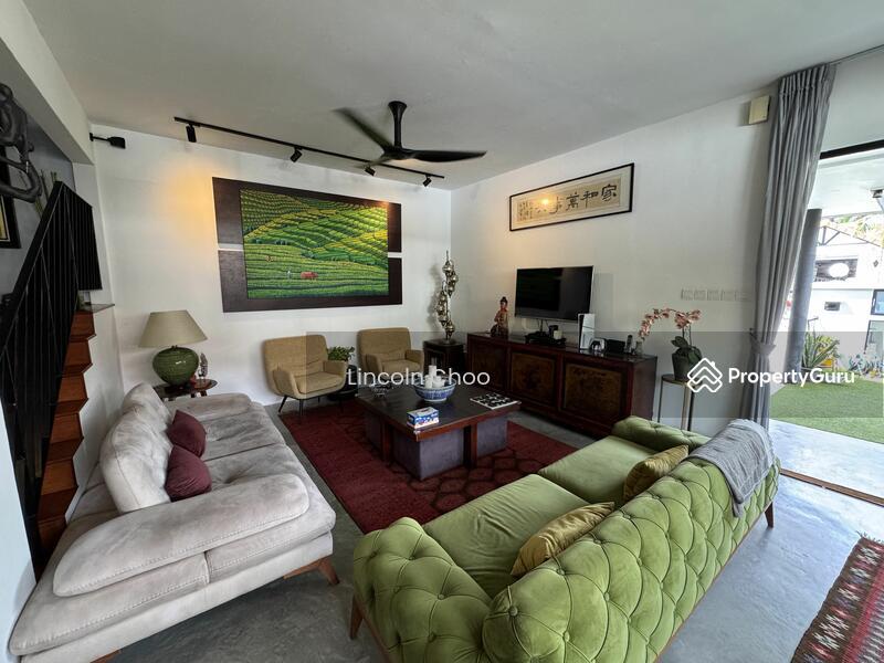 Corner Terrace for Sale: D10, 287695