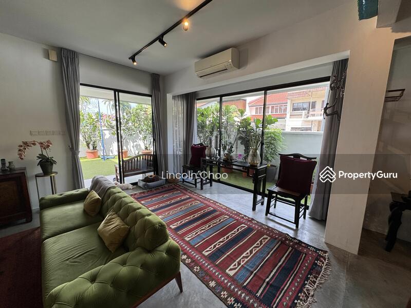 Corner Terrace for Sale: D10, 287695