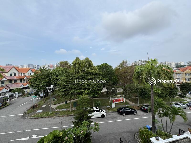 Terrace for Sale, Kew Drive, SGD 3,380,000 | 99-year lease
