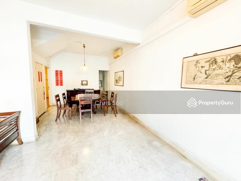 Terrace for Sale, Lovely Inter Terrace 1km within Catholic High Pri School , SGD 4,980,000 | Freehold