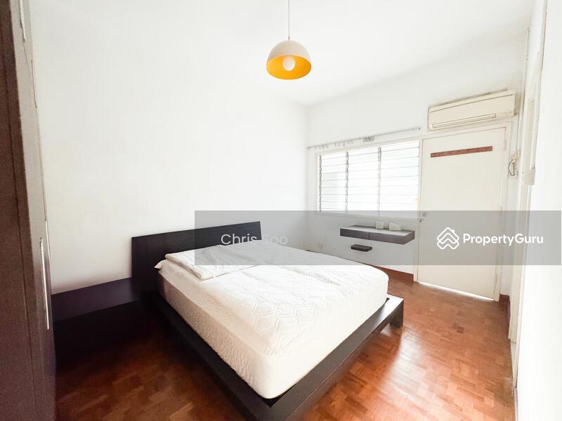 Terrace for Sale, Lovely Inter Terrace 1km within Catholic High Pri School , SGD 4,980,000 | Freehold