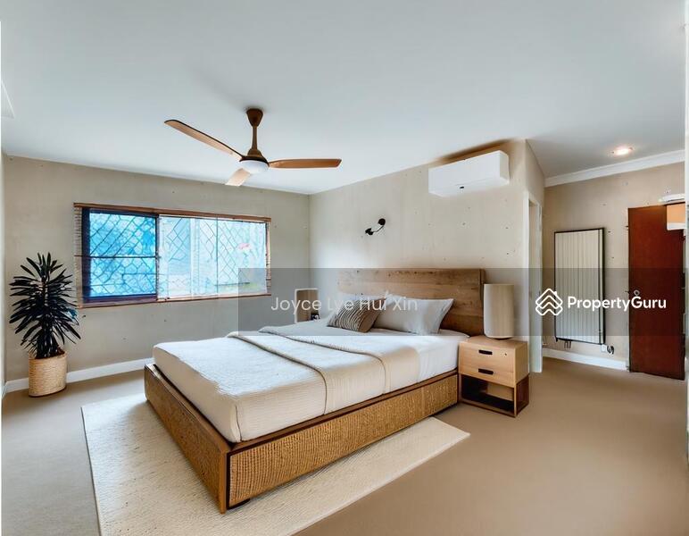 Corner Terrace for Sale, Reno & Landbank / Build Your Dream Home Landed Corner Terrace For A&A Rebuild Potential!, SGD 5,200,000 | 999-year lease