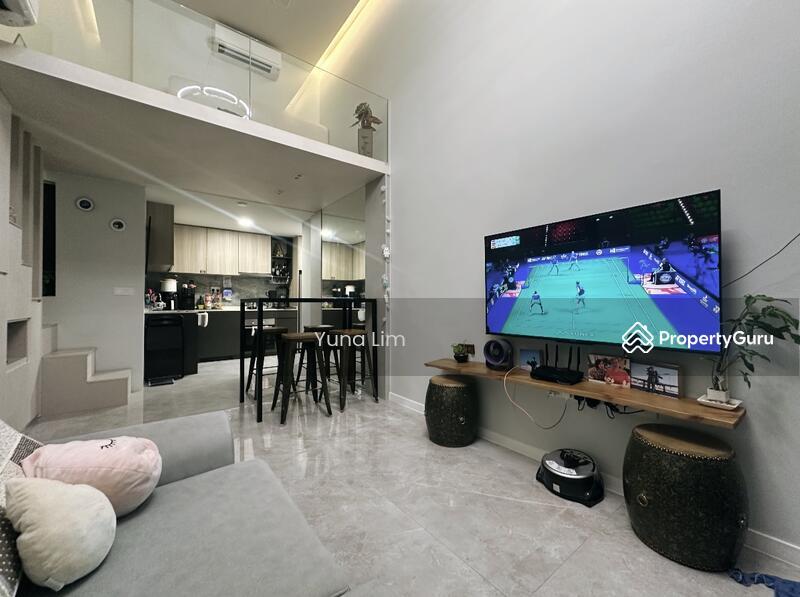 Prop-GPT: Condominium: D05  Kent Ridge Hill Residences