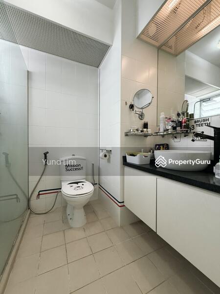 HDB Flat for Sale: D19, 542208