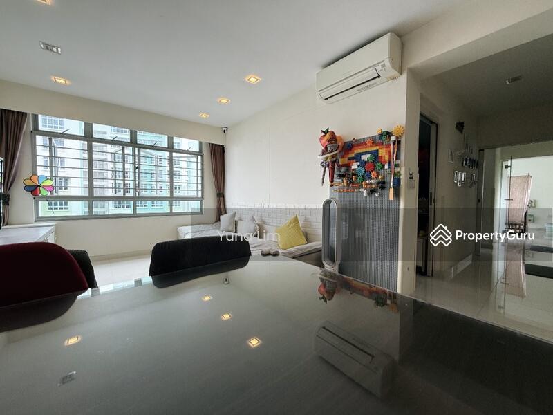 HDB Flat for Sale: D19, 542208