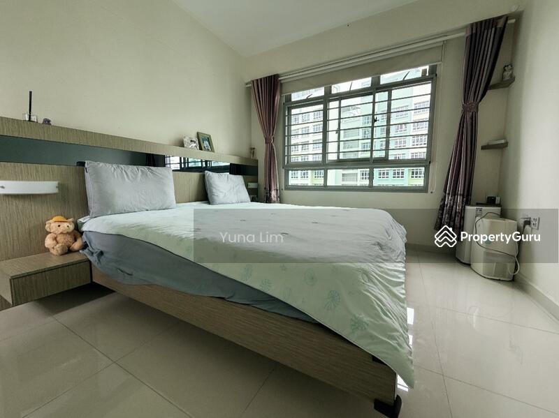 HDB Flat for Sale: D19, 542208