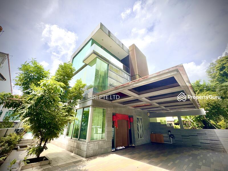 Prop-GPT: Semi-Detached: D28  ?? CONTEMPORARY SEMI DETACHED IN FLORIDA PARK! VIEW TODAY! CALL! 8511.1005