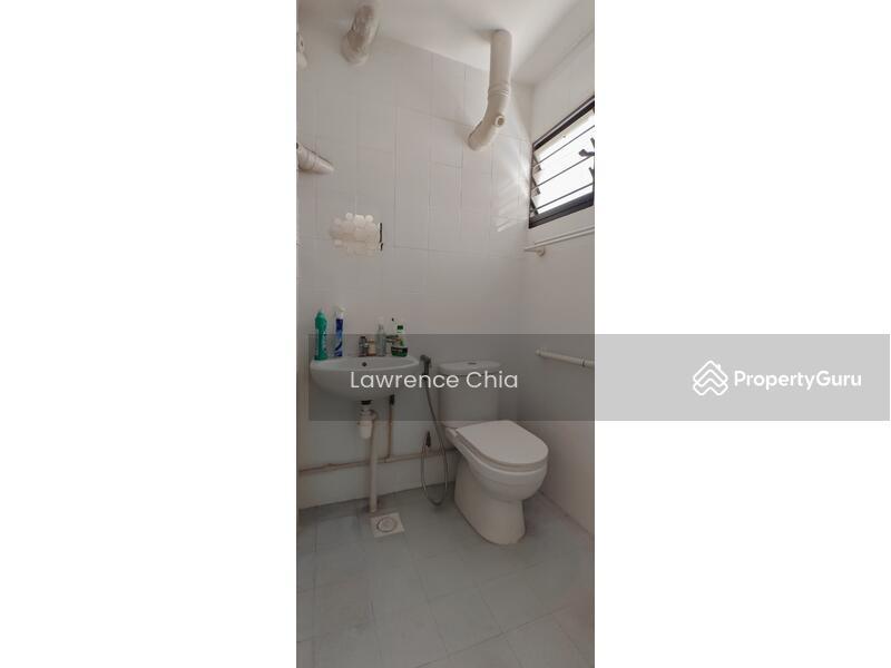 HDB Flat for Sale, 318 Hougang Avenue 5, SGD 438,888 | 99-year lease