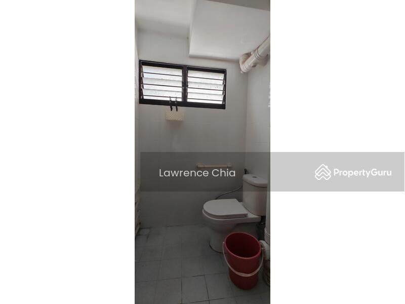 HDB Flat for Sale, 318 Hougang Avenue 5, SGD 438,888 | 99-year lease