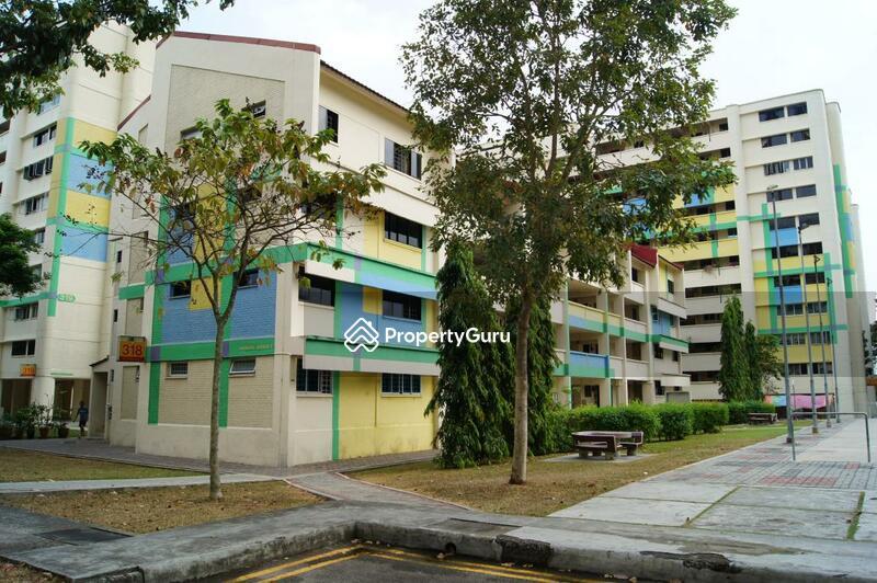 HDB Flat for Sale, 318 Hougang Avenue 5, SGD 438,888 | 99-year lease