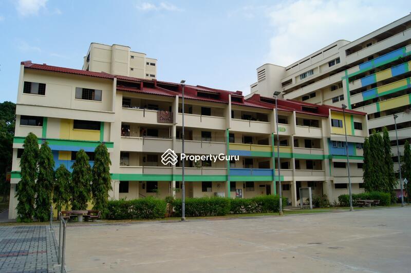 HDB Flat for Sale, 318 Hougang Avenue 5, SGD 438,888 | 99-year lease