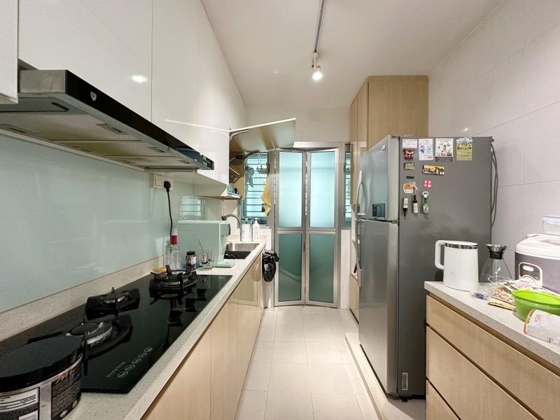 HDB Apartment for Sale, 488D Choa Chu Kang Avenue 5 HDB Apartment For Sale, $635,000, 3 Bed 2 Bath 1,001 sqft $634.00 psf, SGD 635,000 | 99-year Leasehold