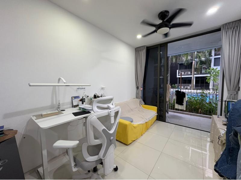 Condominium for Sale, The Wisteria Condominium For Sale, $860,000, 2 Bed 1 Bath 635 sqft $1,354.00 psf, SGD 860,000 | 99-year Leasehold