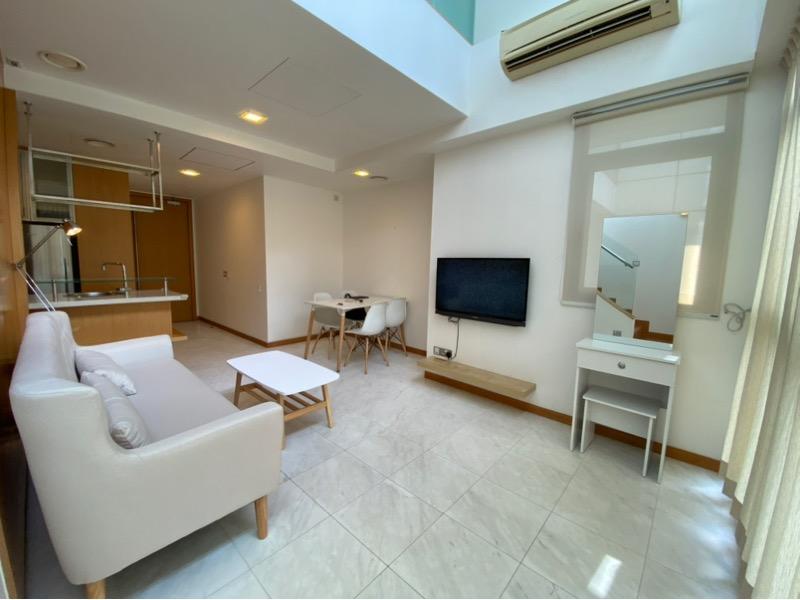 Apartment for Sale, Icon Apartment For Sale, $1,238,000, 1 Bed 1 Bath 657 sqft $1,884.00 psf, SGD 1,238,000 | 99-year Leasehold