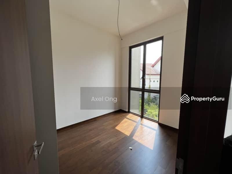Condominium for Sale, Parksuites, SGD 1,560,000 | 110-year lease