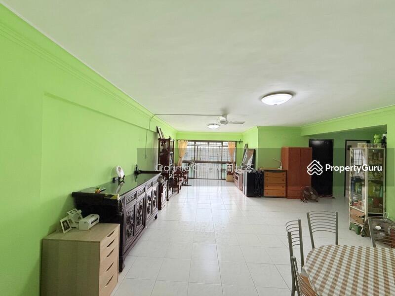 Prop-GPT: HDB Flat: D25  520 Woodlands Drive 14