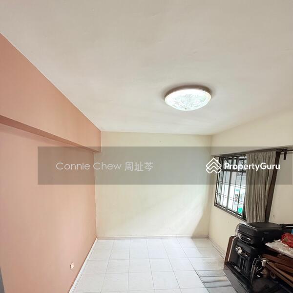 HDB Flat for Sale, 520 Woodlands Drive 14, SGD 899,999 | 99-year lease