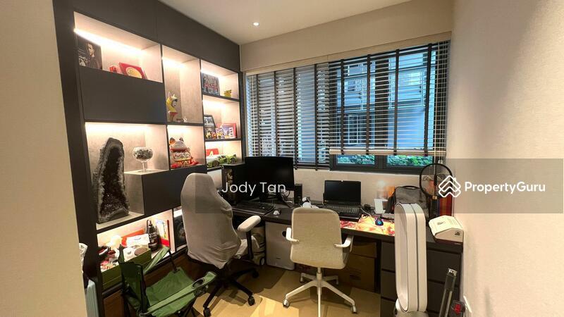 Condominium for Sale, JadeScape, SGD 4,600,000 | 99-year lease