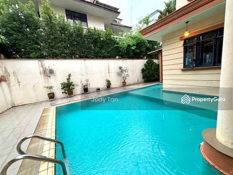 Bungalow for Sale, Beautiful Bungalow At Kew Estate Close To Mrt, SGD 5,000,000 | 99-year lease