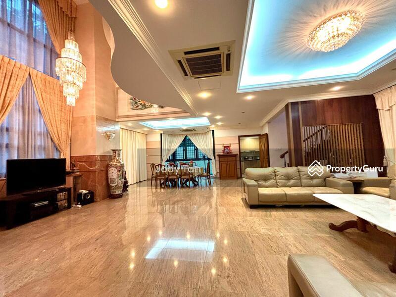 Bungalow for Sale, Beautiful Bungalow At Kew Estate Close To Mrt, SGD 5,000,000 | 99-year lease