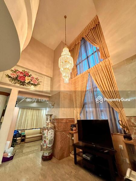 Bungalow for Sale, Beautiful Bungalow At Kew Estate Close To Mrt, SGD 5,000,000 | 99-year lease