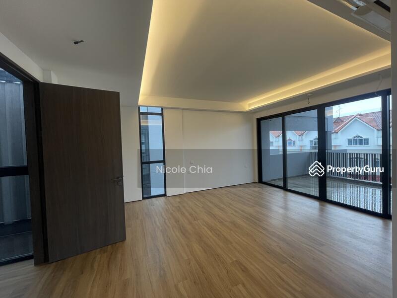 Detached for Sale, Just TOP Kovan brand new bungalow with lift and pool park up to 4 cars, SGD 11,200,000 | Freehold