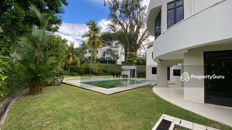 Prop-GPT: Bungalow - Good Class: D10  ** LADYHILL VICINITY GOOD CLASS BUNGALOW *** NASSIM VICINITY