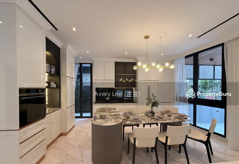 Prop-GPT: Terrace: D17  D17 Brand New terrace Pasir Ris