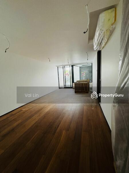 Prop-GPT: Terrace: D20  Brand New Landed 1km St Nicholas Girls