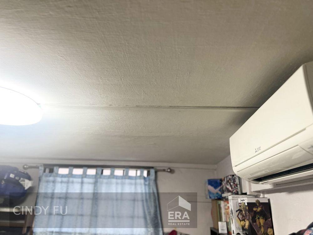 HDB - 2 room for Sale, Circuit Road 57 Circuit Road, SGD 340,000 | Leasehold