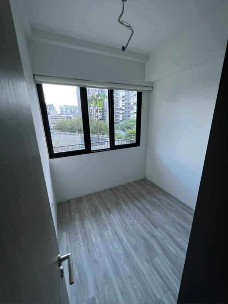 Apartment for Sale, The Woodleigh Residences Apartment For Sale, $1,599,000, 2 Bed 2 Bath 667 sqft $2,397.00 psf, SGD 1,599,000