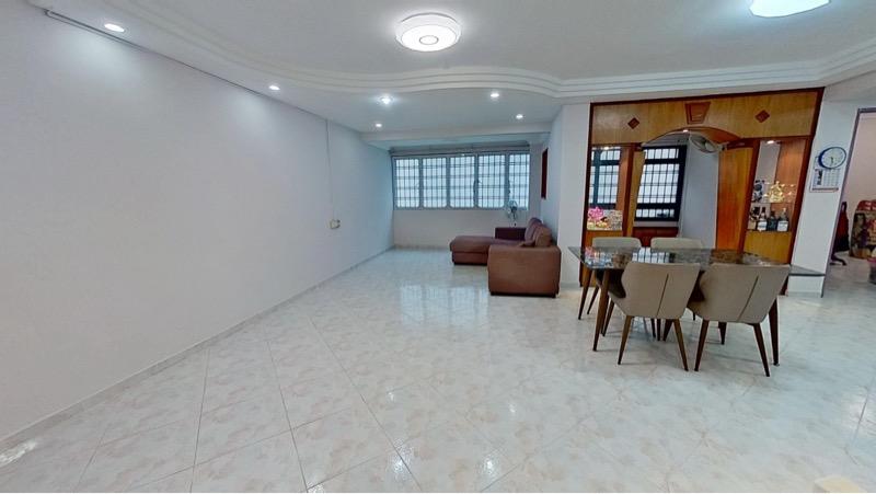 Prop-GPT: HDB Apartment: D23  516 Jelapang Road