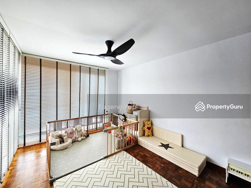 Terrace for Sale, Rosyth Road Glasgow Road Leith Road, SGD 5,888,888 | Freehold