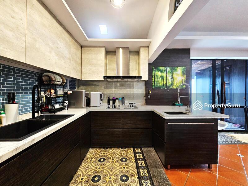 Terrace for Sale, Rosyth Road Glasgow Road Leith Road, SGD 5,888,888 | Freehold