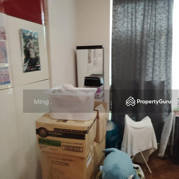 Terrace for Sale, 3.5 Storey / Walk to MRT, SGD 4,680,000 | Freehold