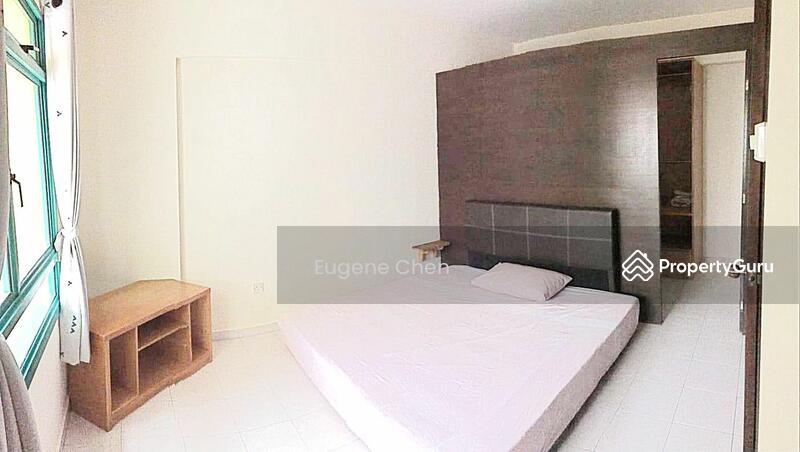 HDB Flat for Sale, 351D Canberra Road, SGD 780,000 | 99-year lease