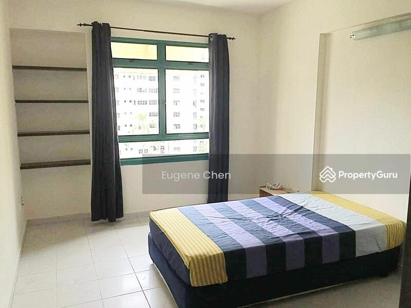HDB Flat for Sale, 351D Canberra Road, SGD 780,000 | 99-year lease