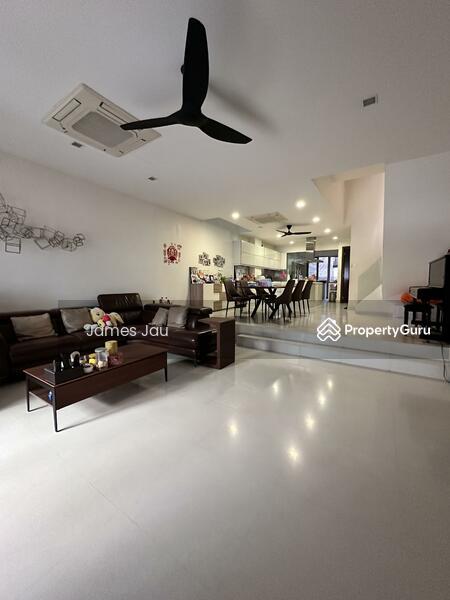 Prop-GPT: Terrace: D15  3 storey modern, cul de sac 1KM to Tao Nan and all the good schools!