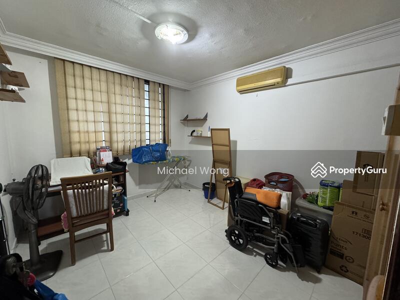 HDB Flat for Sale, 516 Hougang Avenue 10, SGD 598,000 | 99-year lease