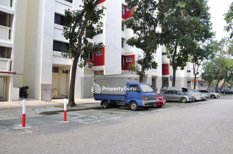HDB Flat for Sale, 516 Hougang Avenue 10, SGD 598,000 | 99-year lease