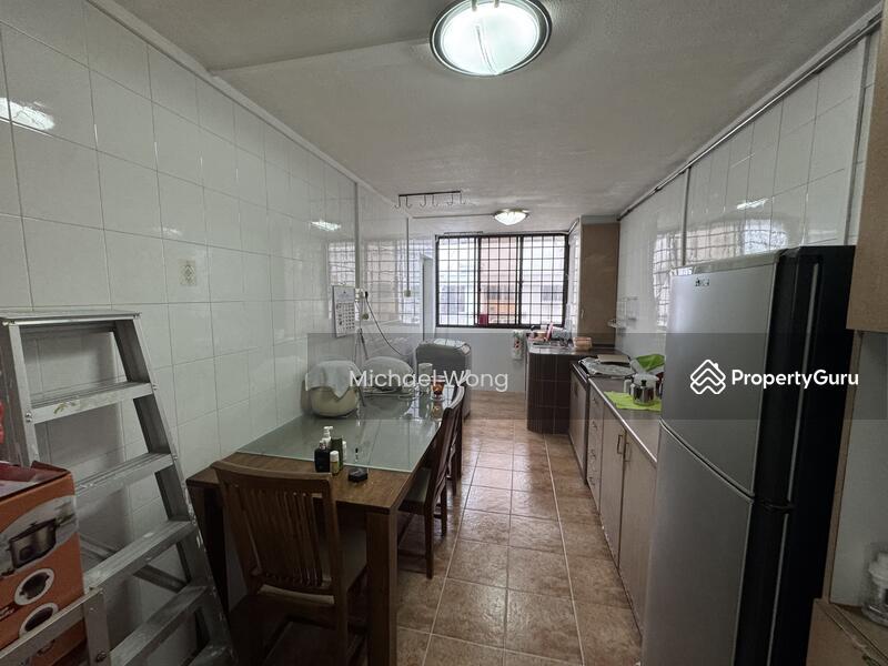 HDB Flat for Sale, 516 Hougang Avenue 10, SGD 598,000 | 99-year lease